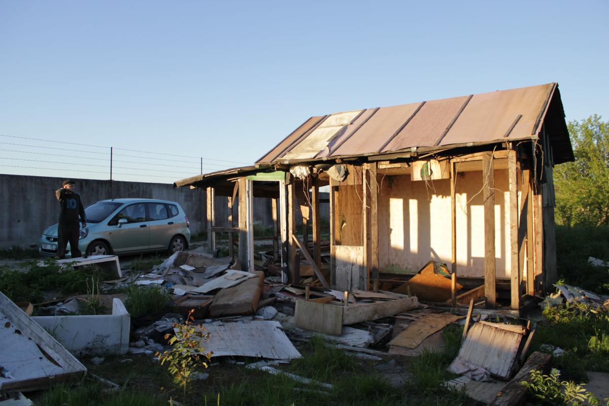 The abandoned pile of trash was the starting point for all buildings.